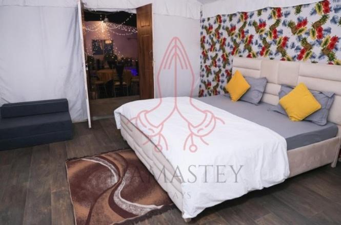 Luxury Farmhouse In Chhatarpur With Pool 뉴델리 외부 사진